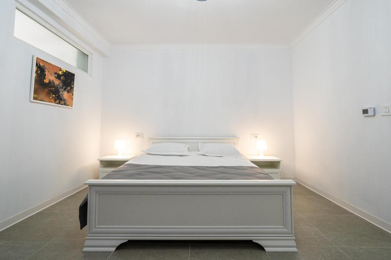 Armada Aparthotel Alba Iulia Exteriér fotografie