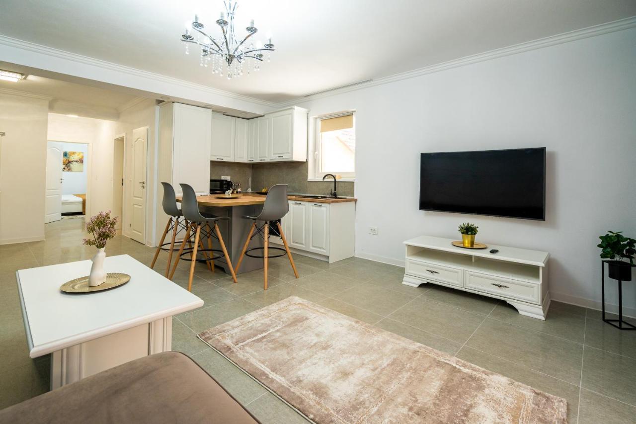 Armada Aparthotel Alba Iulia Exteriér fotografie
