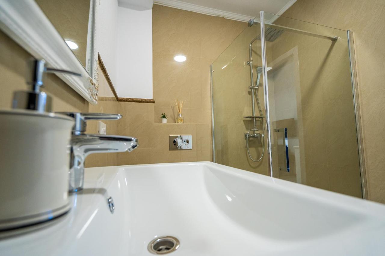 Armada Aparthotel Alba Iulia Exteriér fotografie